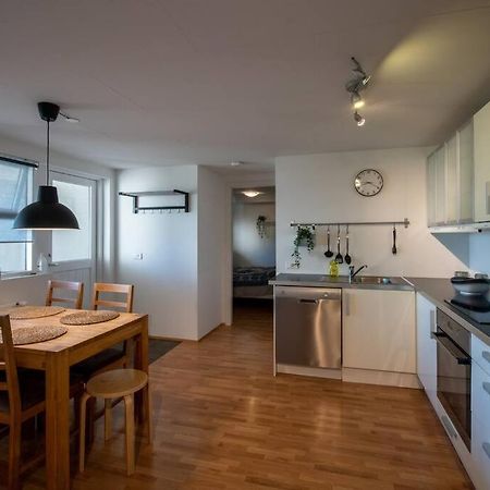 Lovely One Bedroom Apartment In Hafnarfjörður Eksteriør billede