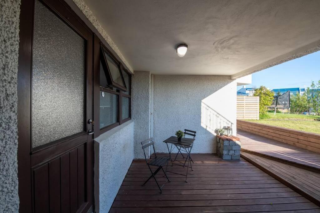 Lovely One Bedroom Apartment In Hafnarfjörður Eksteriør billede
